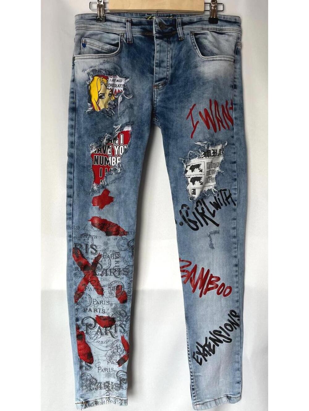 X-WAY Distressed Graphic Light Wash Denim Jeans with Button Fly Size 32